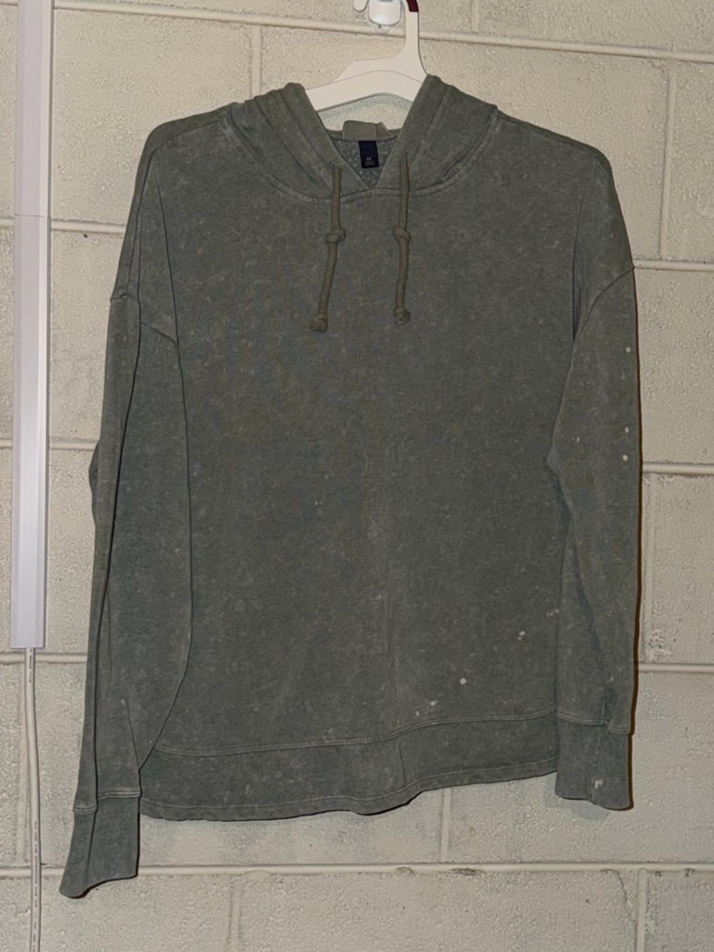 Universal Thread Olive Green Hoodie with Drawstring